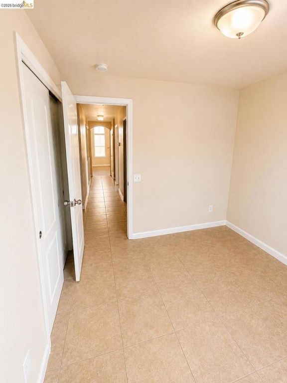 Image 12 of property listing at 131 Legacy St, Manteca, CA 95337
