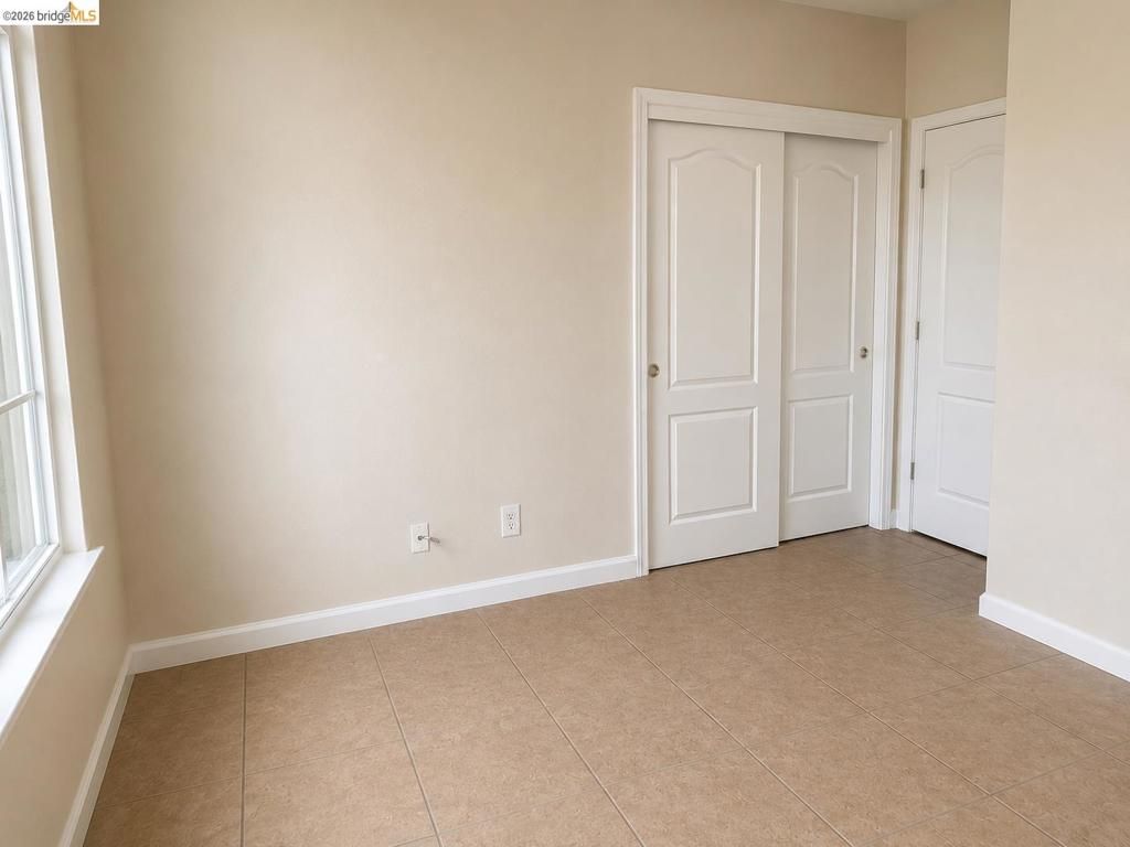 Image 7 of property listing at 131 Legacy St, Manteca, CA 95337