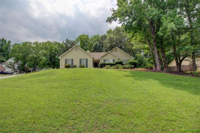 195 Manor Oak Drive, Covington, GA 30014