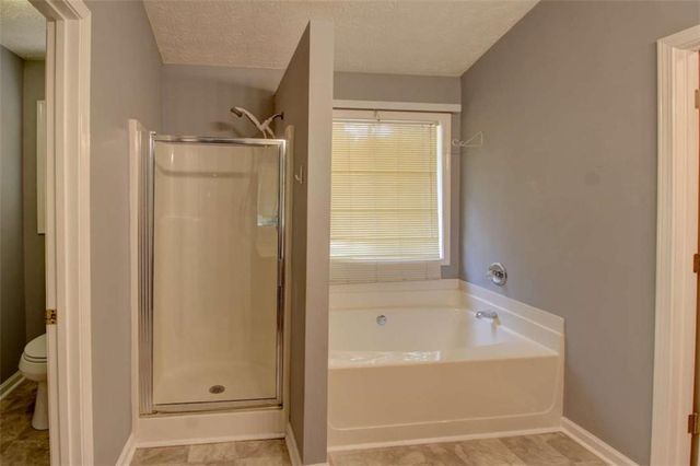 195 Manor Oak Drive, Covington, GA 30014