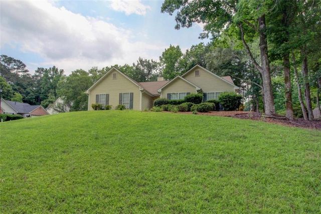 195 Manor Oak Drive, Covington, GA 30014