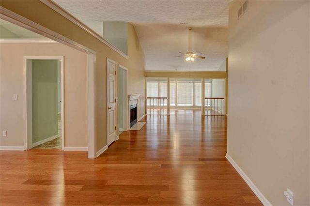 195 Manor Oak Drive, Covington, GA 30014
