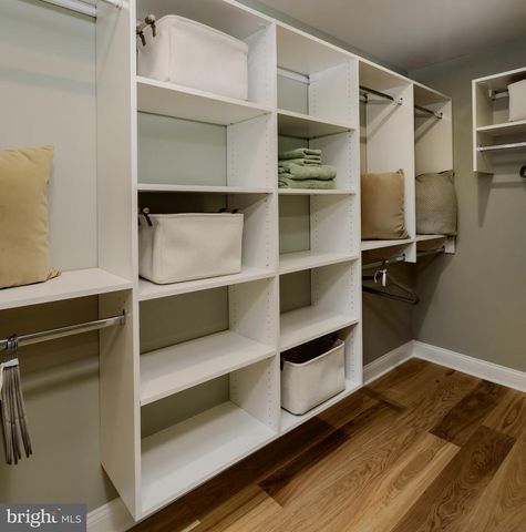 102 MARION RD, Pennington, NJ 08534
