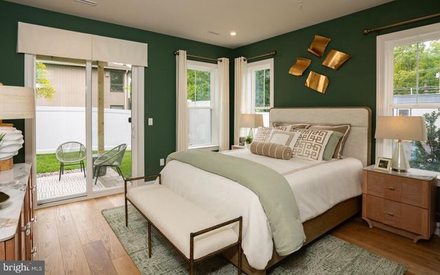 102 MARION RD, Pennington, NJ 08534