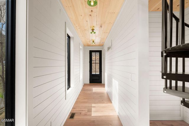 1863 Bluff Ridge Road, Sevierville, TN 37876