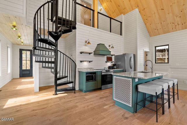 1863 Bluff Ridge Road, Sevierville, TN 37876