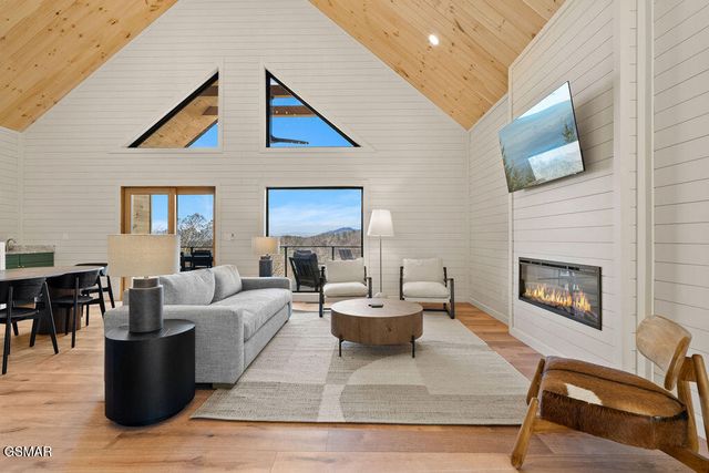 1863 Bluff Ridge Road, Sevierville, TN 37876