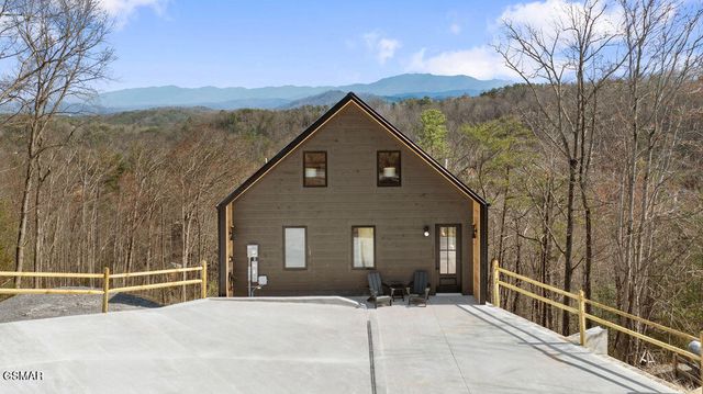 1863 Bluff Ridge Road, Sevierville, TN 37876