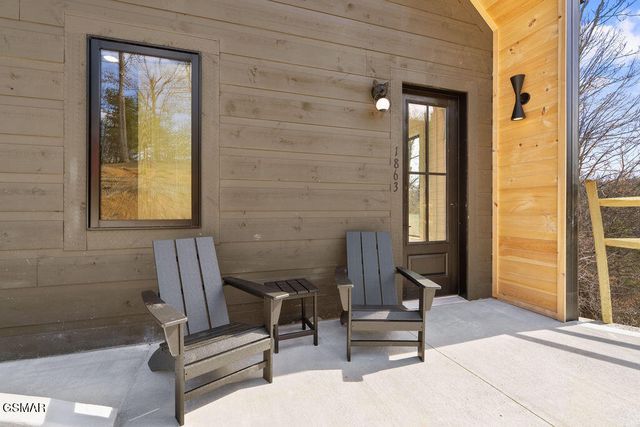 1863 Bluff Ridge Road, Sevierville, TN 37876