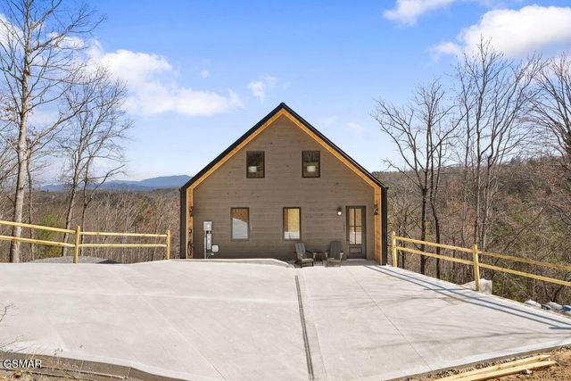 1863 Bluff Ridge Road, Sevierville, TN 37876