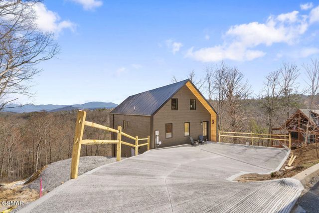 1863 Bluff Ridge Road, Sevierville, TN 37876