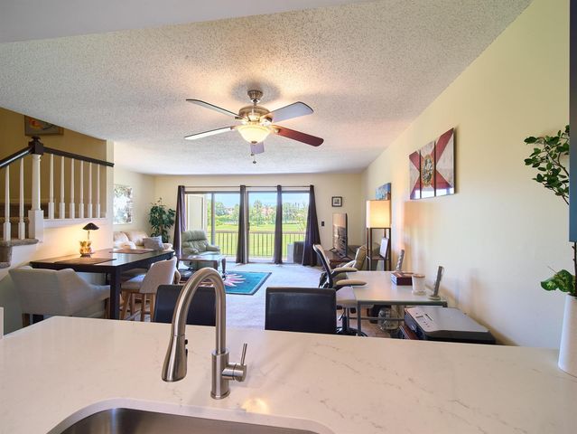18439 SE Wood Haven Lane M, Jupiter, FL 33469