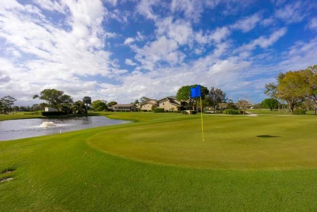 18439 SE Wood Haven Lane M, Jupiter, FL 33469