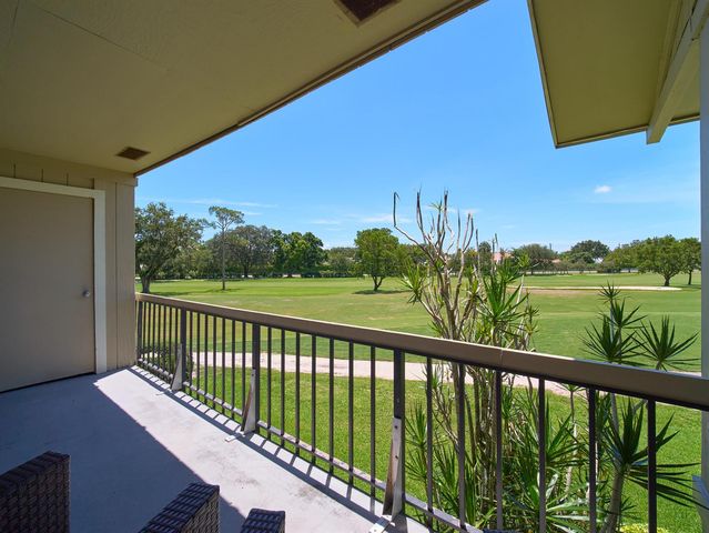 18439 SE Wood Haven Lane M, Jupiter, FL 33469