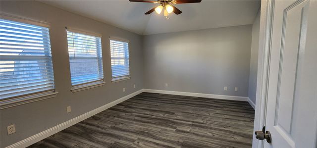 605 Blair Drive, Lewisville, TX 75057