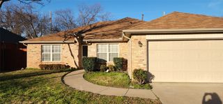 605 Blair Drive, Lewisville, TX 75057