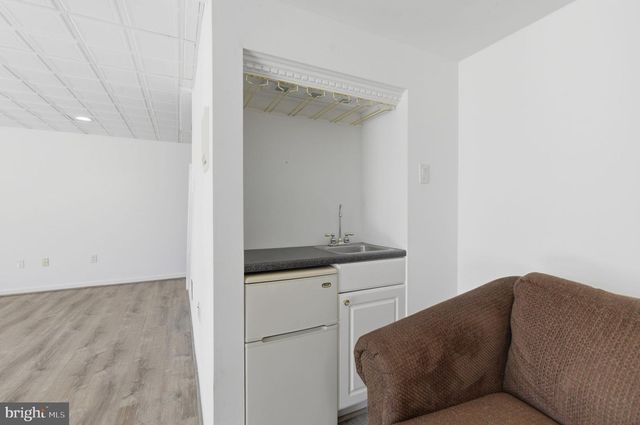 16 LIBERTY AVE, New Freedom, PA 17349