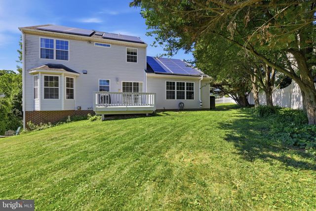 16 LIBERTY AVE, New Freedom, PA 17349