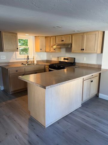 23 Coral Street, Concord, NH 03303