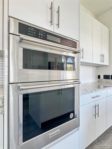 21 E Galvez Ct, Pensacola Beach, FL 32561