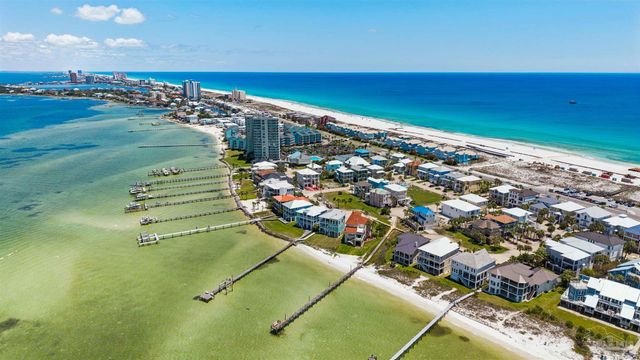 21 E Galvez Ct, Pensacola Beach, FL 32561