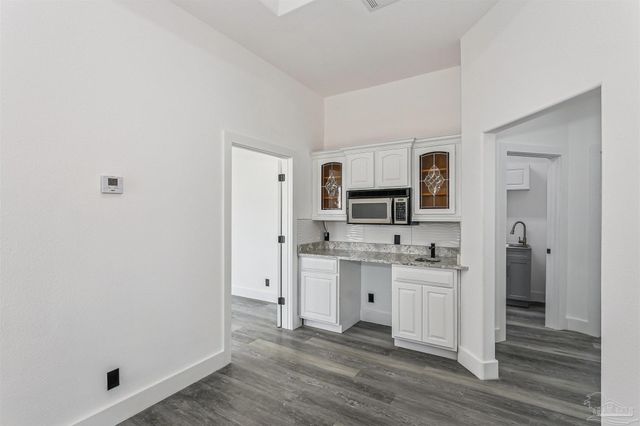 21 E Galvez Ct, Pensacola Beach, FL 32561
