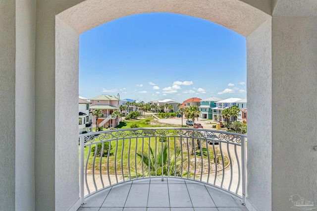 21 E Galvez Ct, Pensacola Beach, FL 32561