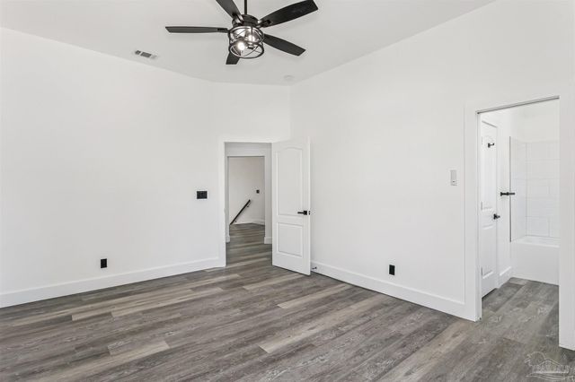 21 E Galvez Ct, Pensacola Beach, FL 32561