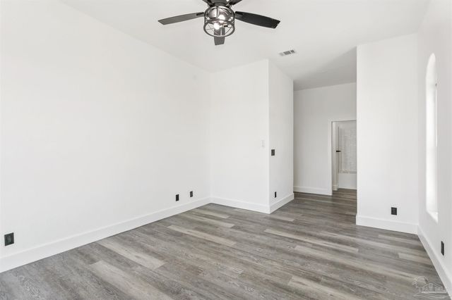 21 E Galvez Ct, Pensacola Beach, FL 32561