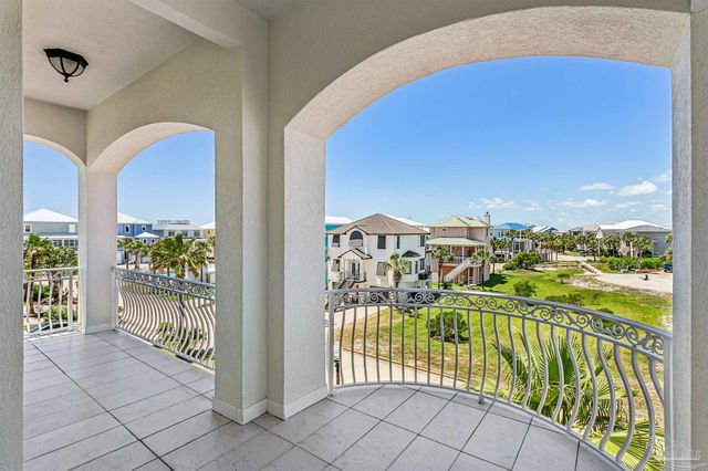21 E Galvez Ct, Pensacola Beach, FL 32561