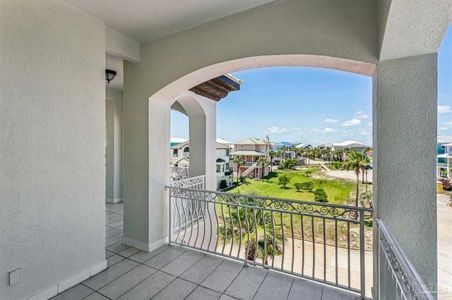 21 E Galvez Ct, Pensacola Beach, FL 32561