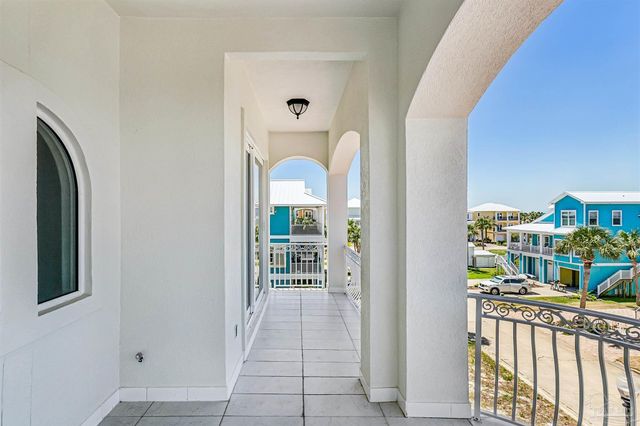 21 E Galvez Ct, Pensacola Beach, FL 32561