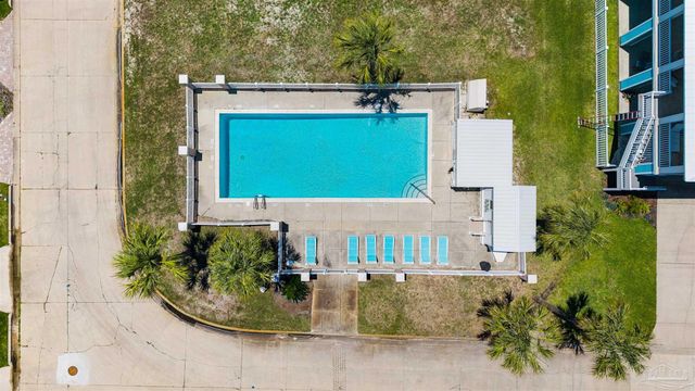21 E Galvez Ct, Pensacola Beach, FL 32561