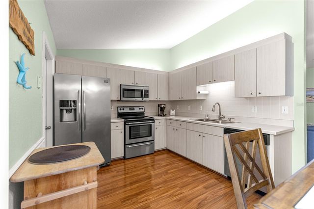 8660 SE 140TH PLACE ROAD, Summerfield, FL 34491