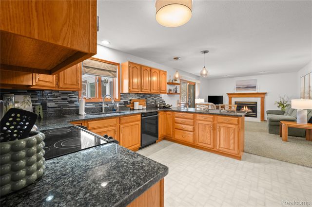 1928 Orchard Drive, Stevensville Village, MI 49127