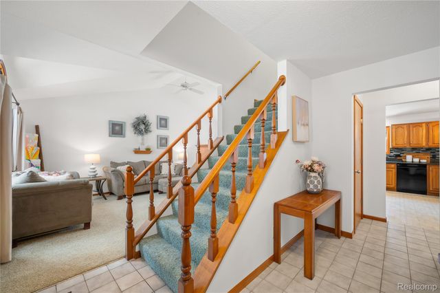 1928 Orchard Drive, Stevensville Village, MI 49127