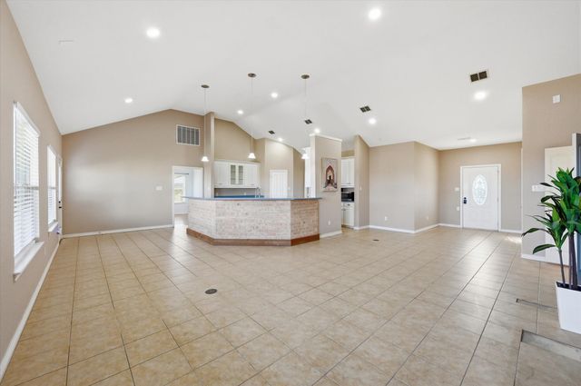 1616 Nash Howard Road, Waxahachie, TX 75165