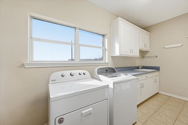 1616 Nash Howard Road, Waxahachie, TX 75165