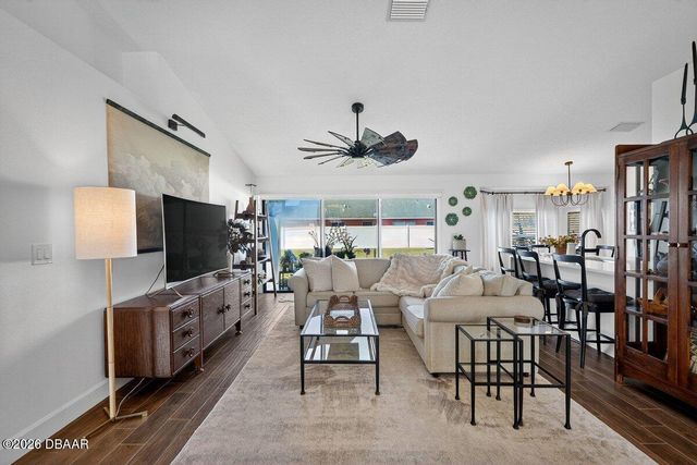 6701 Calistoga Circle, Port Orange, FL 32128