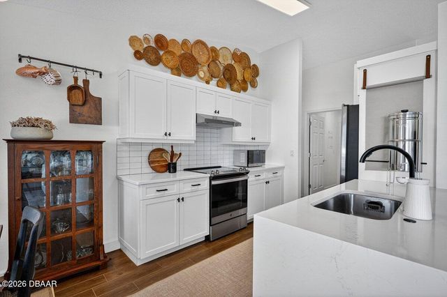 6701 Calistoga Circle, Port Orange, FL 32128