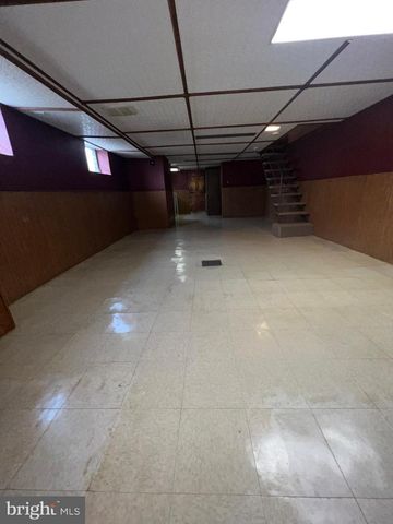 1337 BLEIGH AVE, Philadelphia, PA 19111