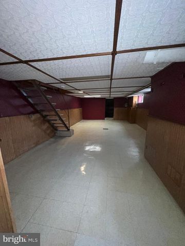 1337 BLEIGH AVE, Philadelphia, PA 19111