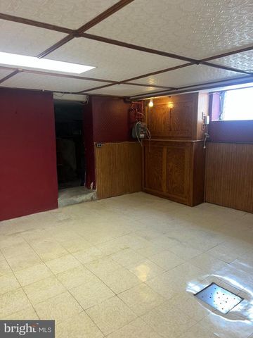 1337 BLEIGH AVE, Philadelphia, PA 19111