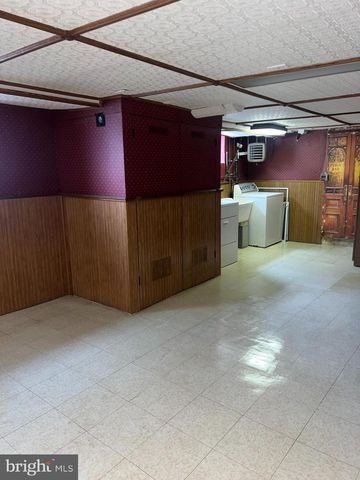 1337 BLEIGH AVE, Philadelphia, PA 19111