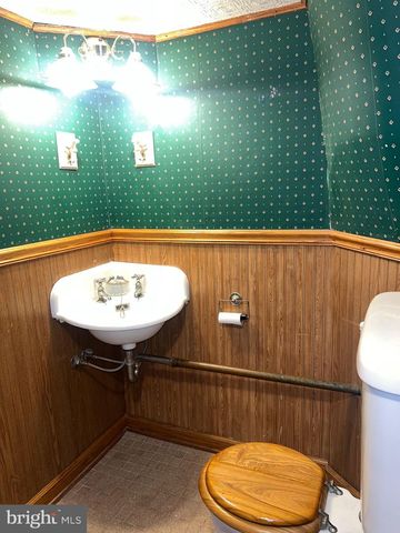 1337 BLEIGH AVE, Philadelphia, PA 19111