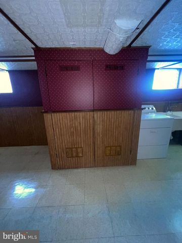 1337 BLEIGH AVE, Philadelphia, PA 19111