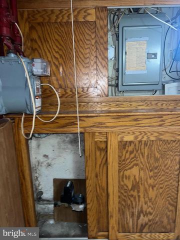 1337 BLEIGH AVE, Philadelphia, PA 19111