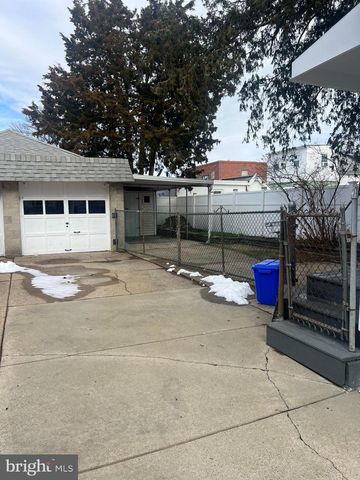 1337 BLEIGH AVE, Philadelphia, PA 19111