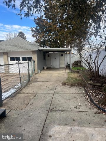 1337 BLEIGH AVE, Philadelphia, PA 19111