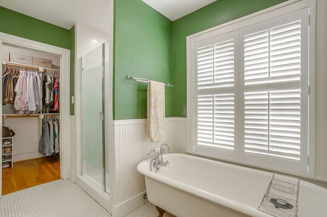 2204 Ashland Avenue, Fort Worth, TX 76107